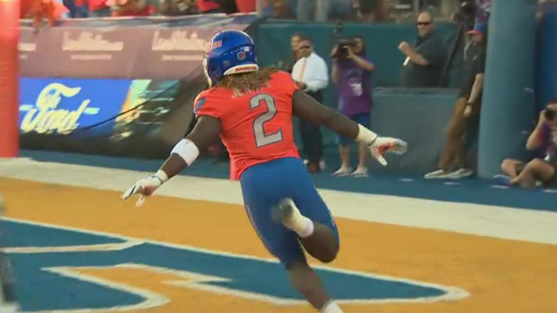 Broncos Move Up Another 4 Spots In Associated Press Top 25 Poll Ktvb broncos-move-up-another-4-spots-in-associated-press-top-25-poll-ktvb