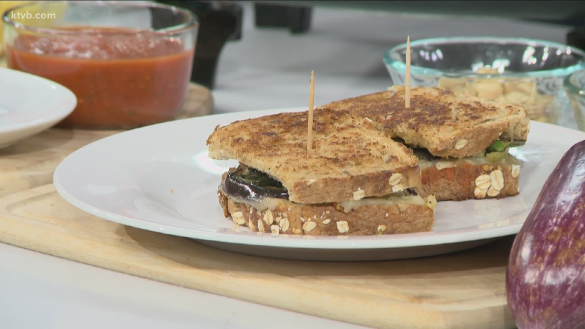 Registered dietitian Molly Tevis shows us how to make some simple and healthy grilled cheese sandwiches.
