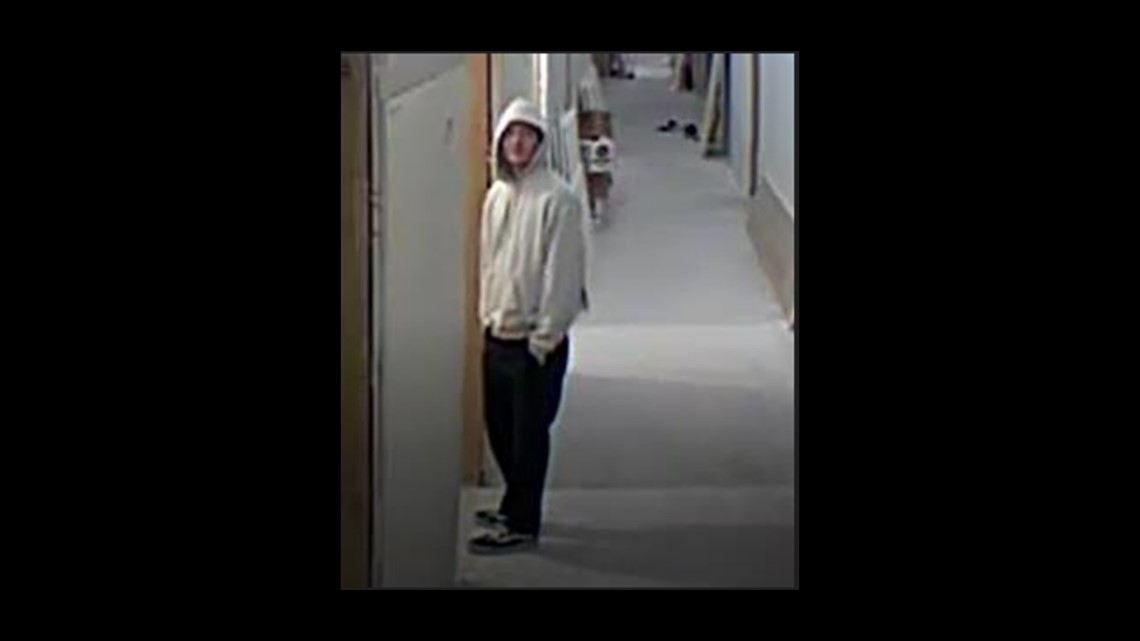 Meridian Police Looking For Three Burglary Suspects 6174