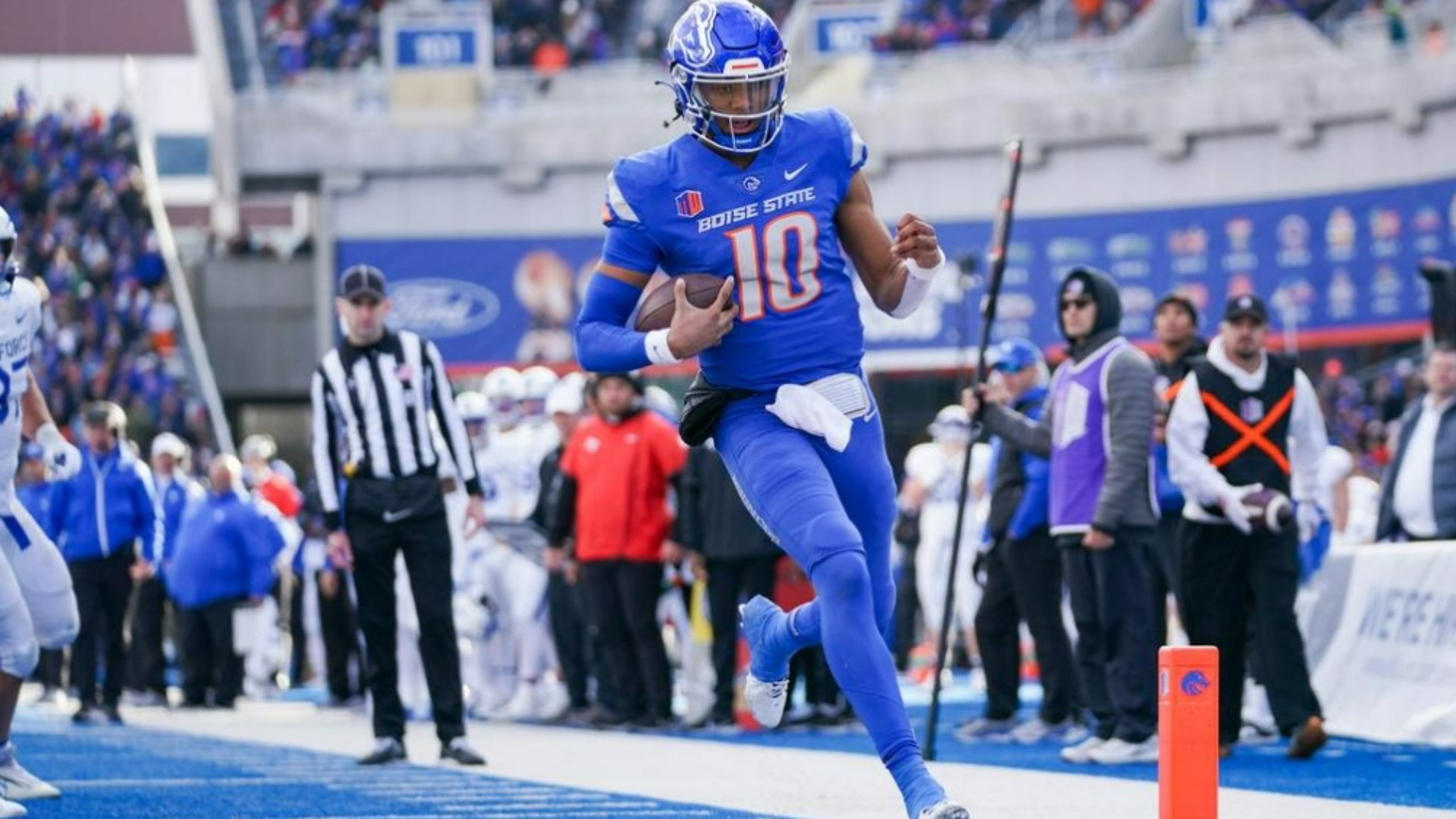 Boise State Quarterback Taylen Green To Enter Transfer Portal | Ktvb.com