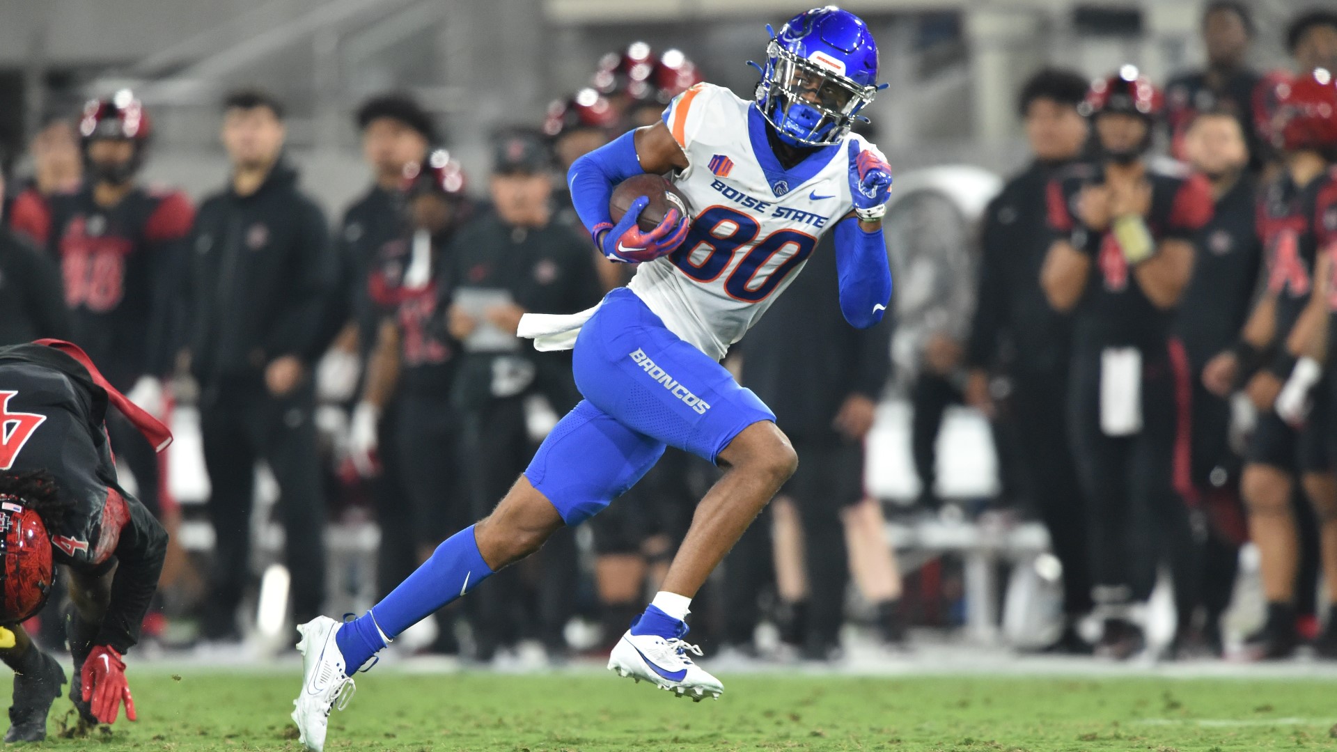 Ashton Jeanty Rushes For 205 Yards, Boise State Edges San Diego State ...