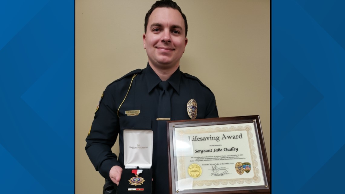 Mountain Home police officer earns Lifesaving Award - Vimarsana News