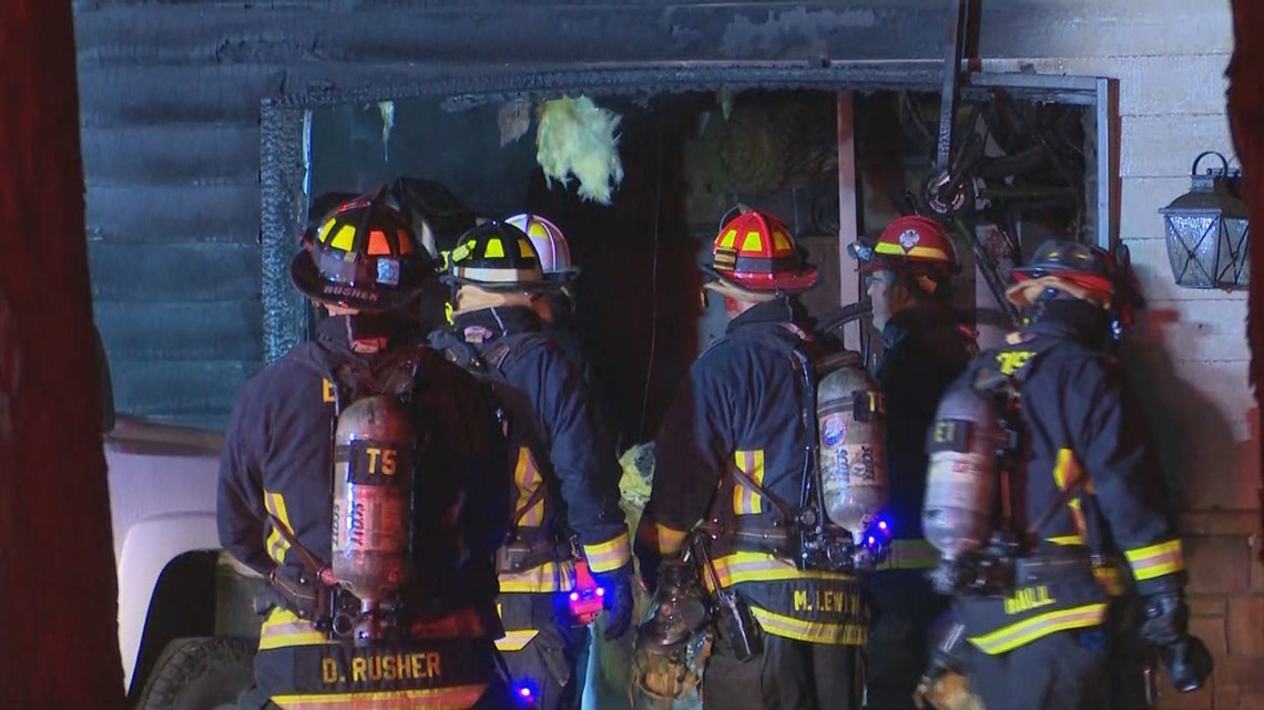 Fireplace ashes spark blaze at Boise home