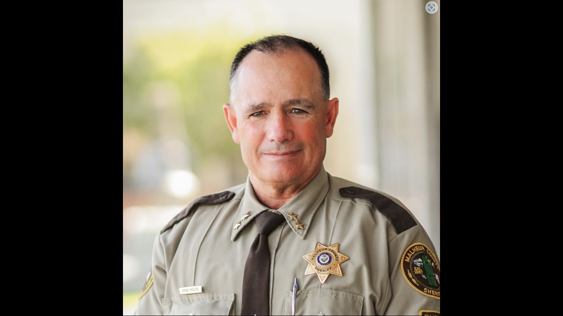 Malheur County sheriff retire April