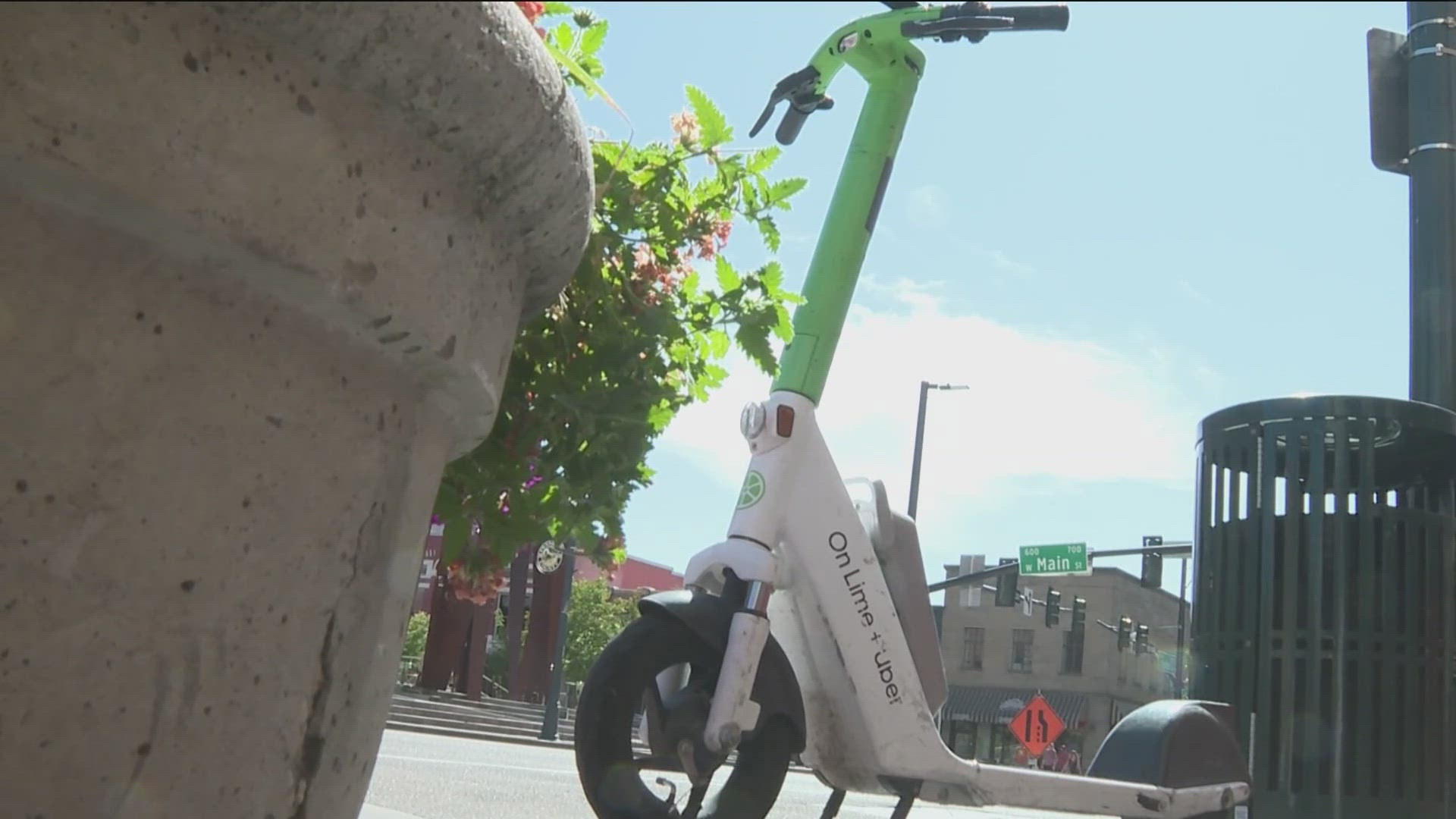 The national non-profit "America Walks" is teaming up with "Lime" scooters to encourage everyone to go a week without driving their car.
