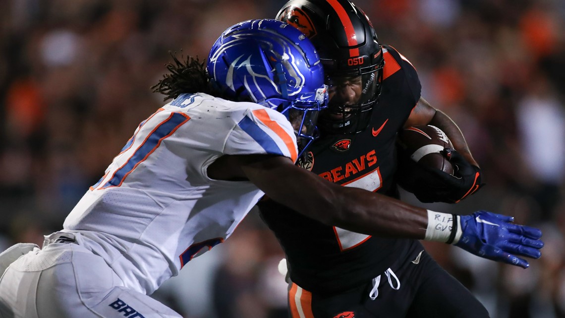 Oregon loses game, star RB in 19-8 loss to Boise State - Sports Illustrated