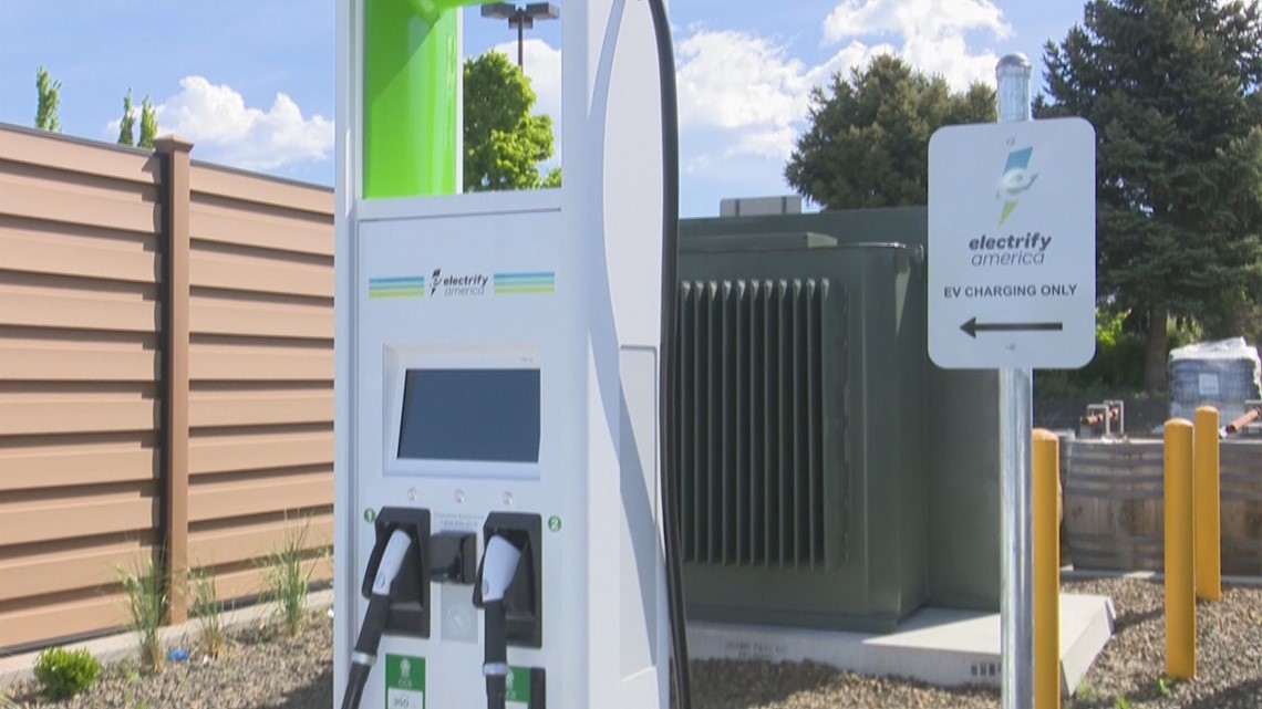 New Boise charging station helps keep owners of electric cars on the