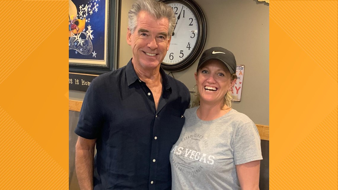 Pierce Brosnan, star of 'James Bond', enjoys breakfast at Boise cafe - Vimarsana News