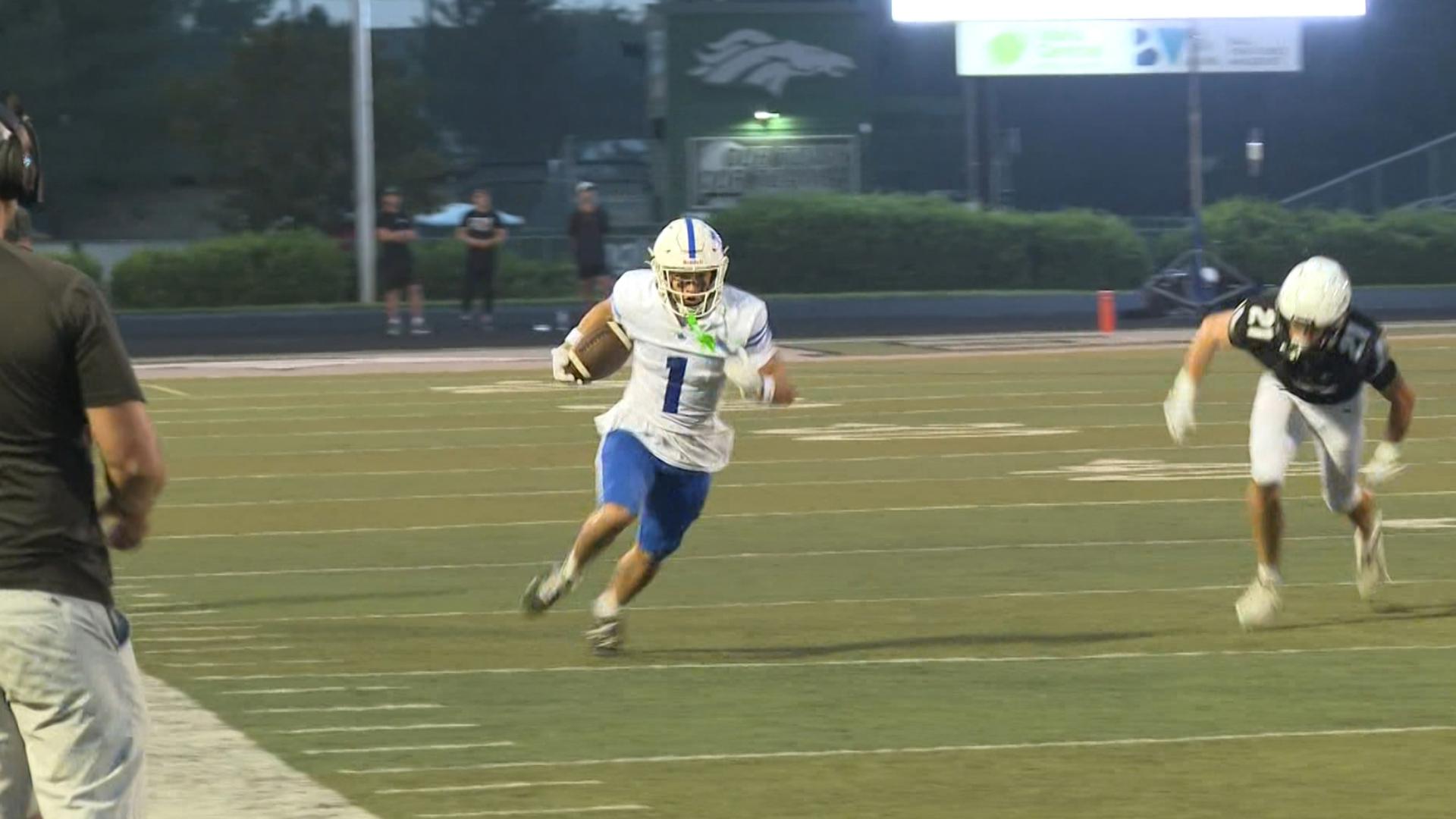 The Washington State commit tallied nearly 200 receiving yards and four touchdowns to help Timberline improve to 2-0. Lewis and the Wolves battle Boise on Thursday.