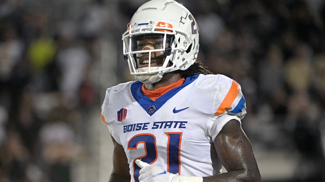 Broncos sign talented JUCO receiver despite late push from Virginia Tech, Boise State Football Coverage