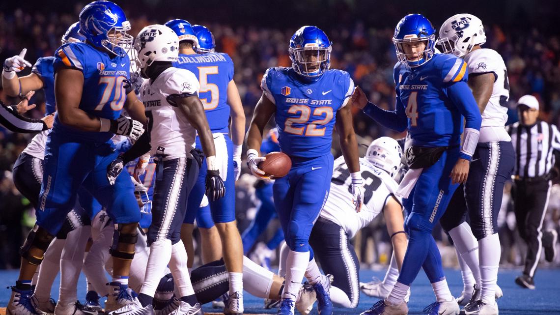 This Day In Sports: Another pivotal win over the Aggies