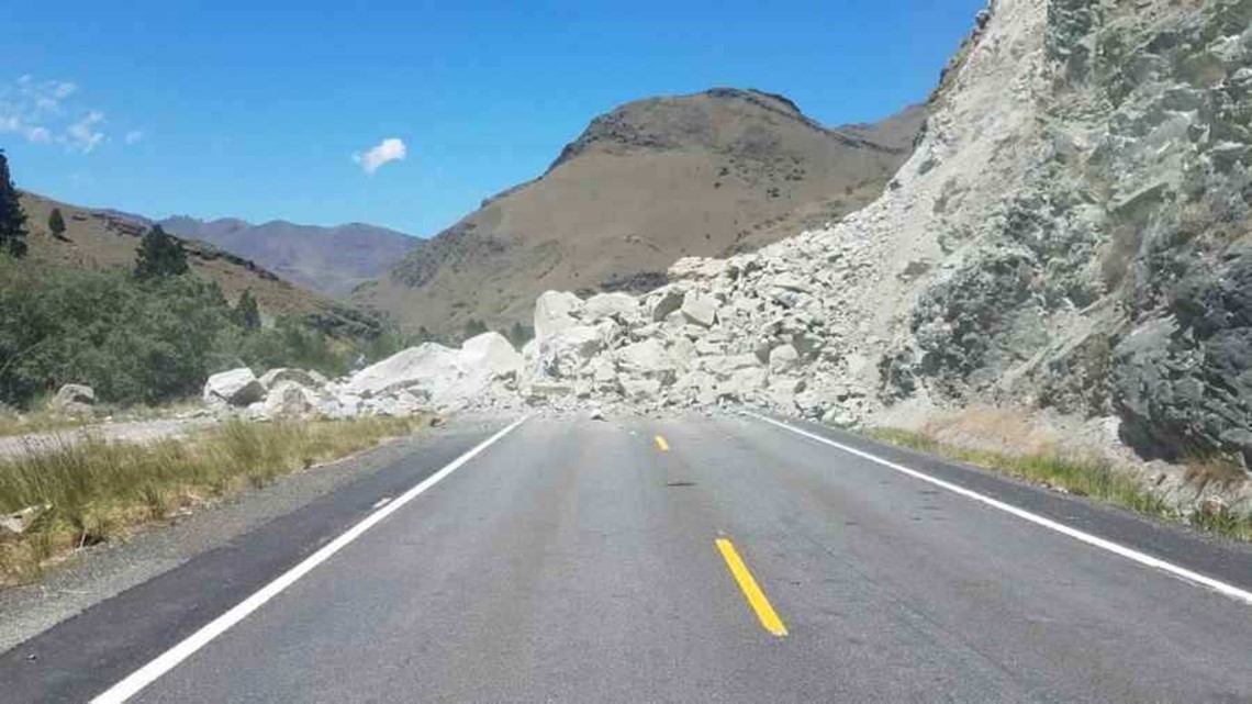 Itd Highway 95 Near Riggins Closed After 120 Foot Rock Slide Ktvb Com - road closer roblox