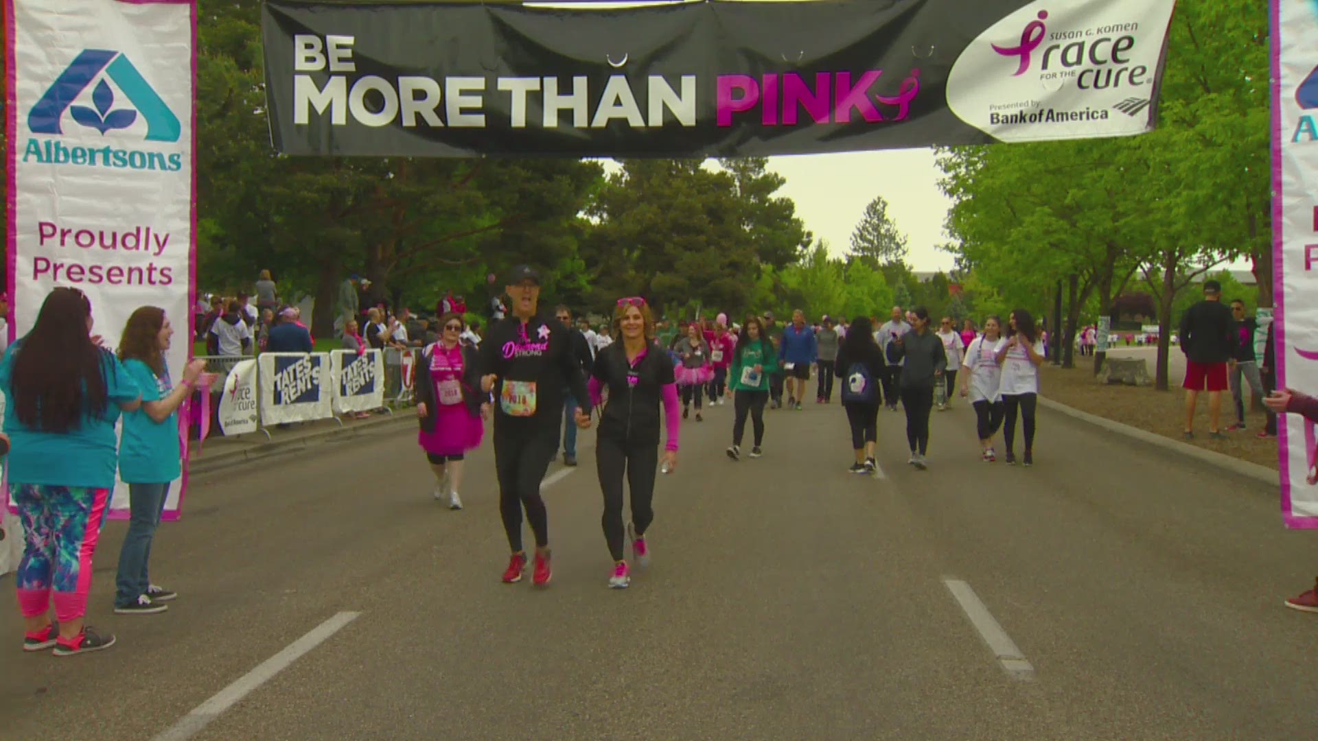 Fourth group of finishers in the 2018 Susan G. Komen Boise Race For The Cure