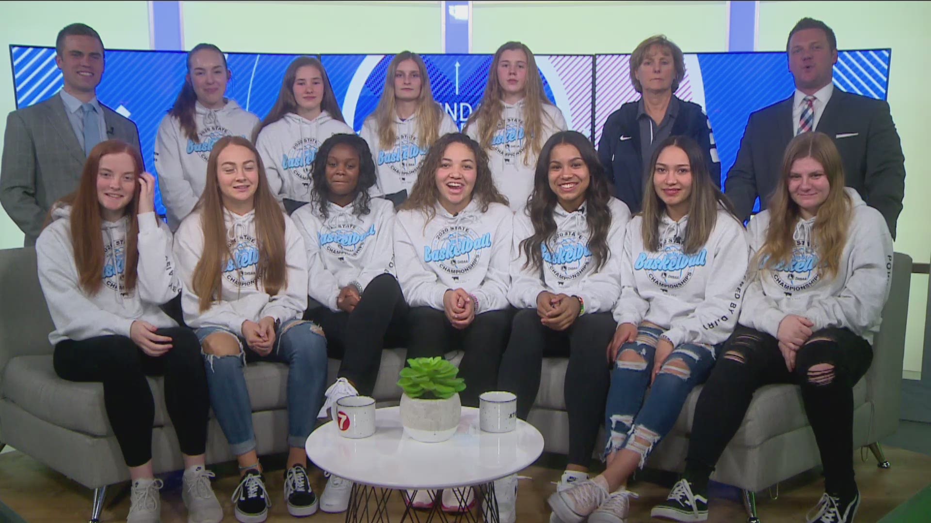 The Mountain View Mavericks girls basketball team joined Jay and Will on set after winning the 5A state championship