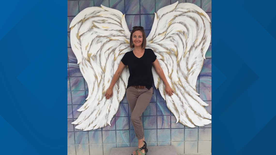 Angel wings mural pops up in Horseshoe Bend