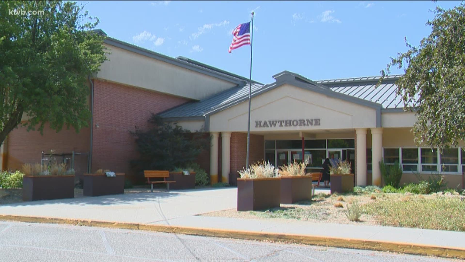 A text message went out to City of Boise employees alerting them about an active shooter at Hawthorne Elementary School.