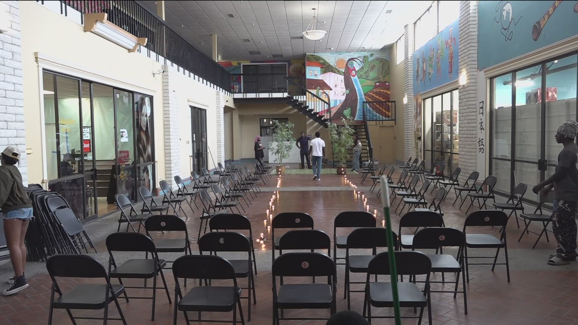 The company organizes many different events, striving to bridge commerce with community. 