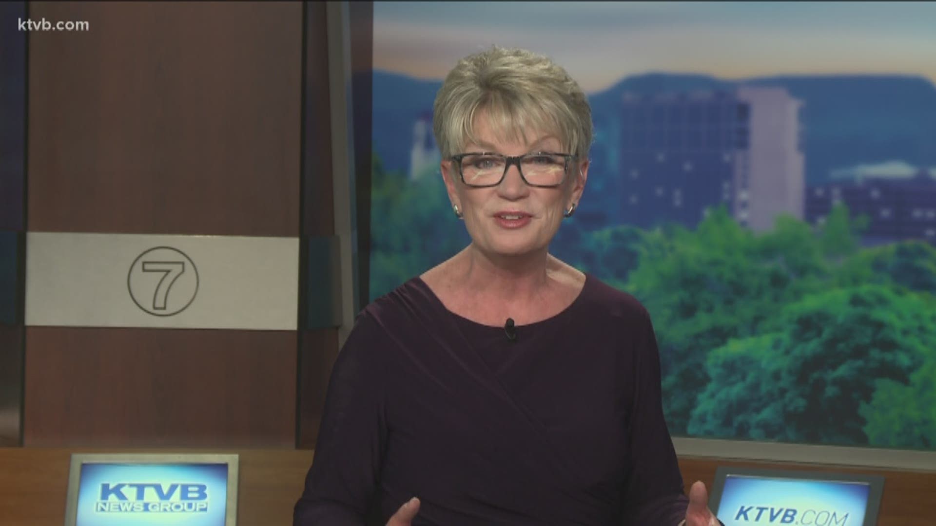 Dee will retire on June 6 after 40 years in TV broadcasting.