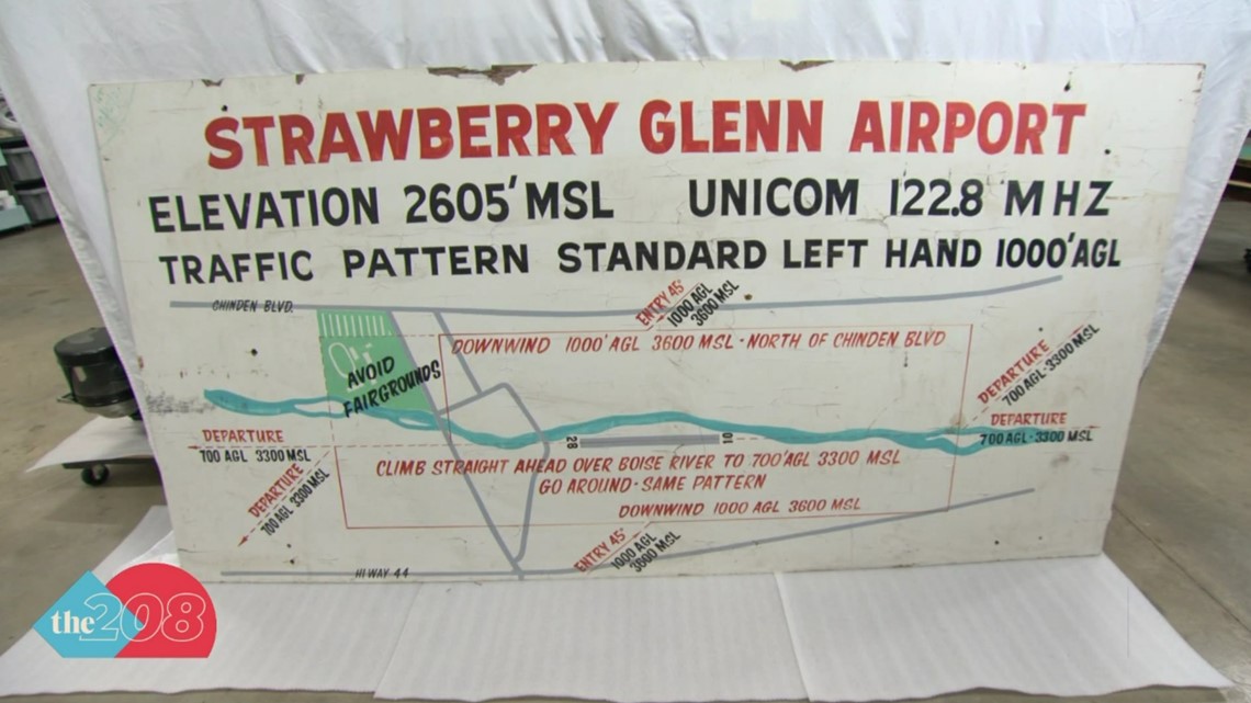 'Strawberry Glenn Airport' sign finds home with historical society