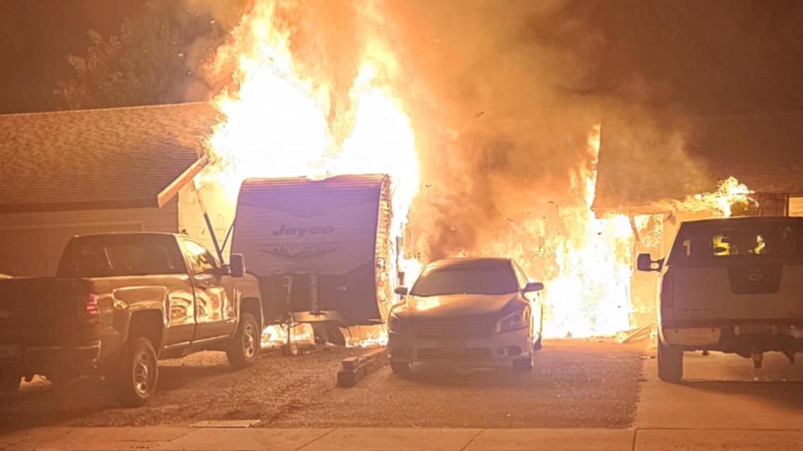 Travel trailer destroyed, houses damaged in Boise fire