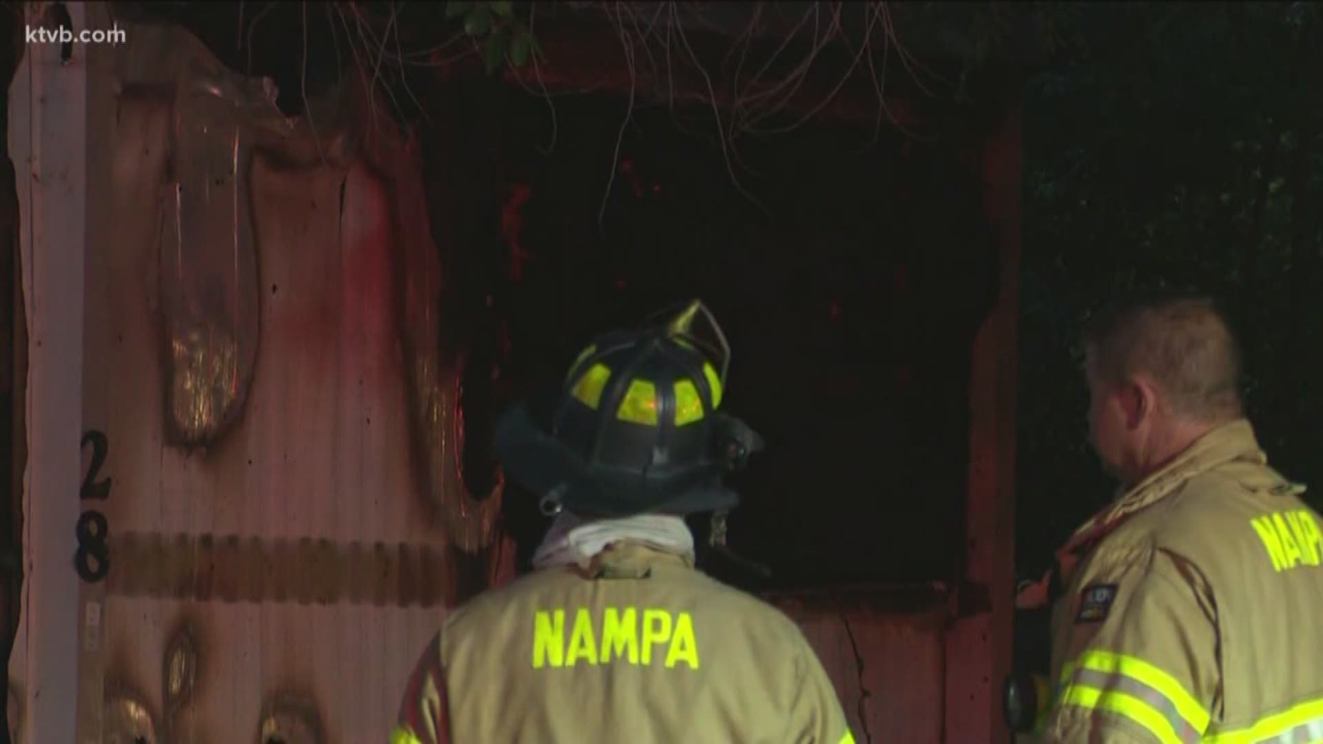 Nampa mobile home burns down