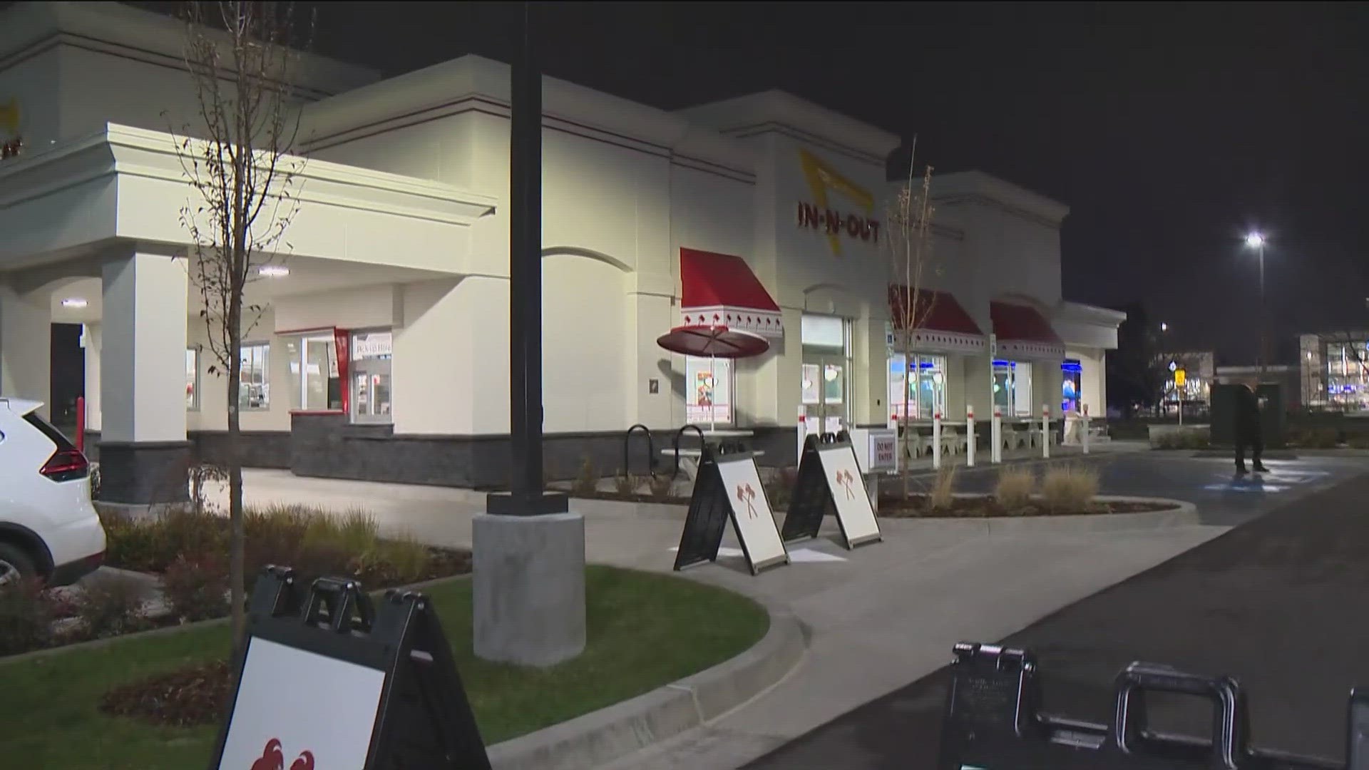 Crowds gather to wait for the new In-N-Out to open at the Village in Meridian.