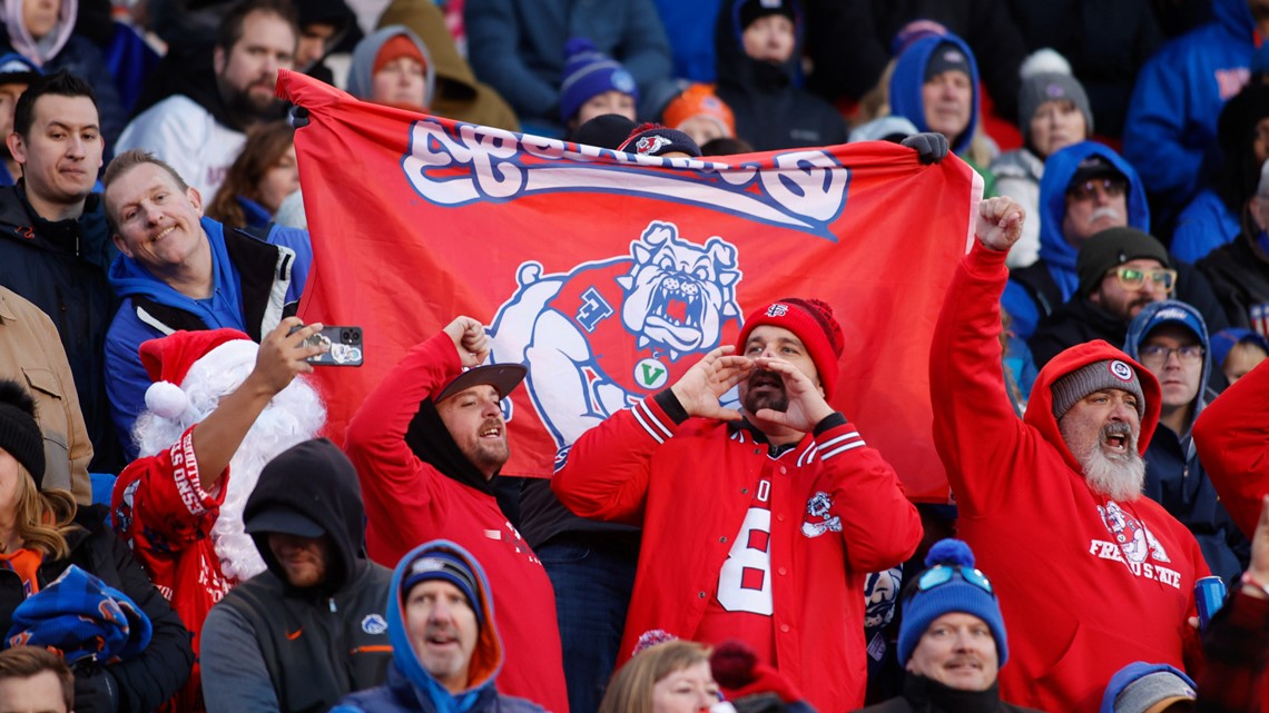 Fresno State beats No. 25 Boise State 28-17 in title preview