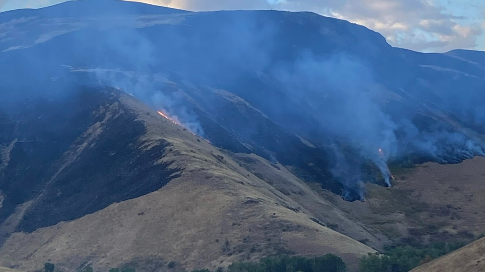 Several Gem County wildfires sparked by lightning this week