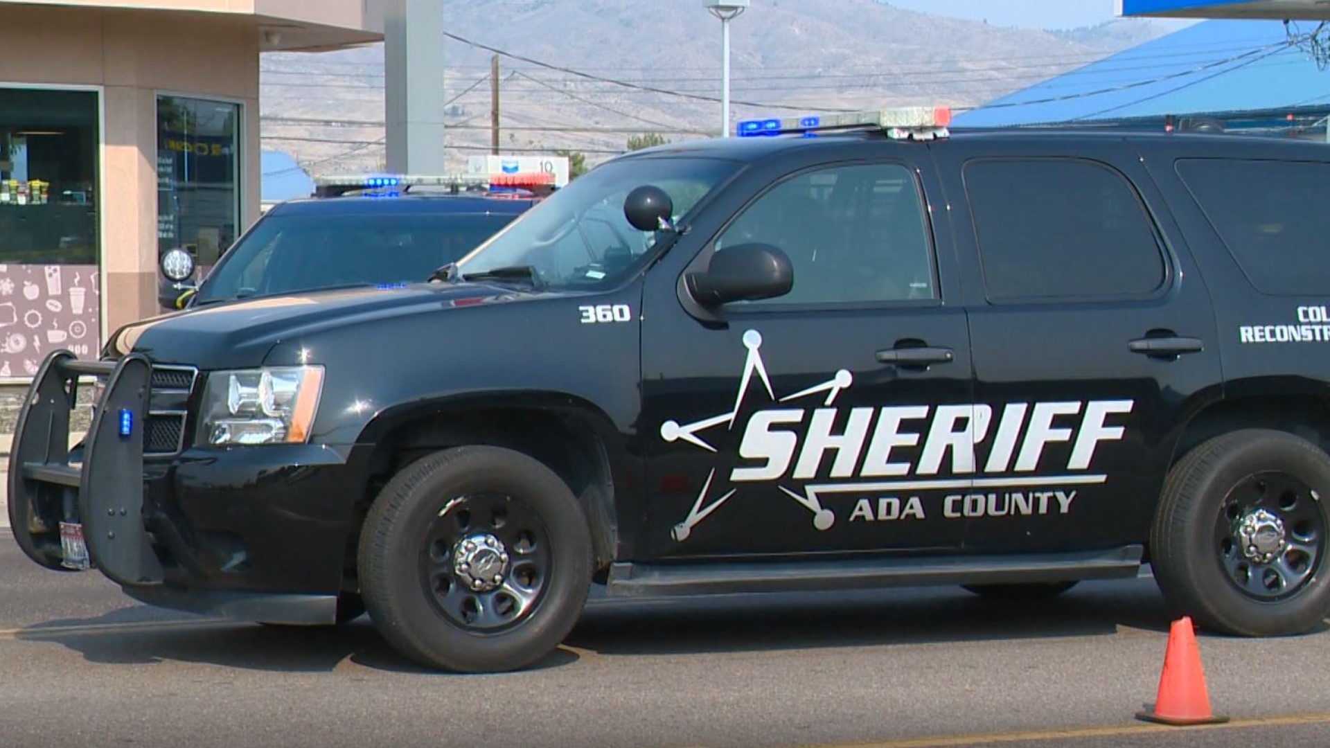 ACSO: Woman dies after jumping in front of traffic on Idaho 55 near ...