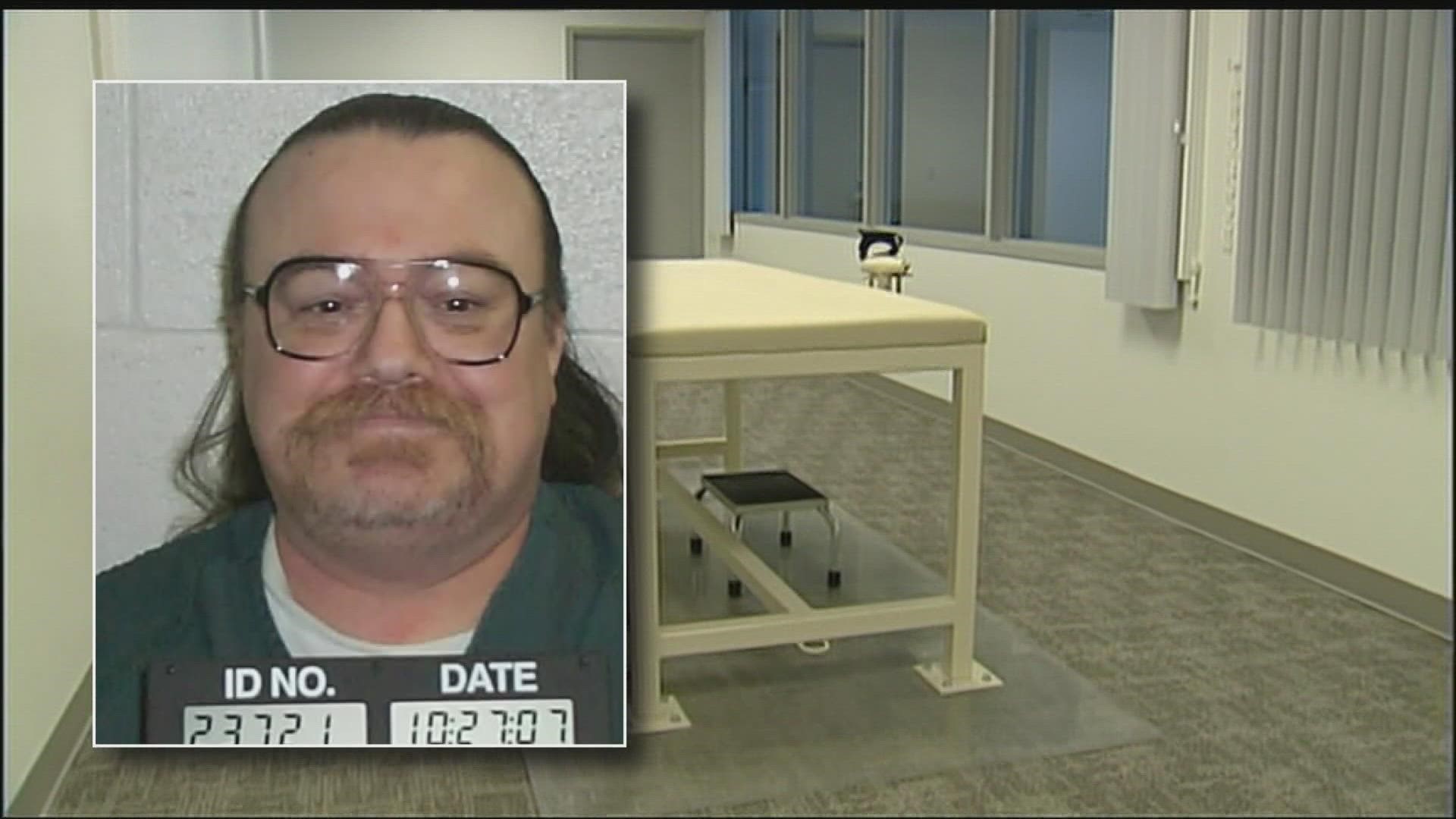The warrant sets Gerald Pizzuto’s execution by lethal injection on Dec. 15. However, officials are trying to obtain the chemicals needed to carry out the execution.