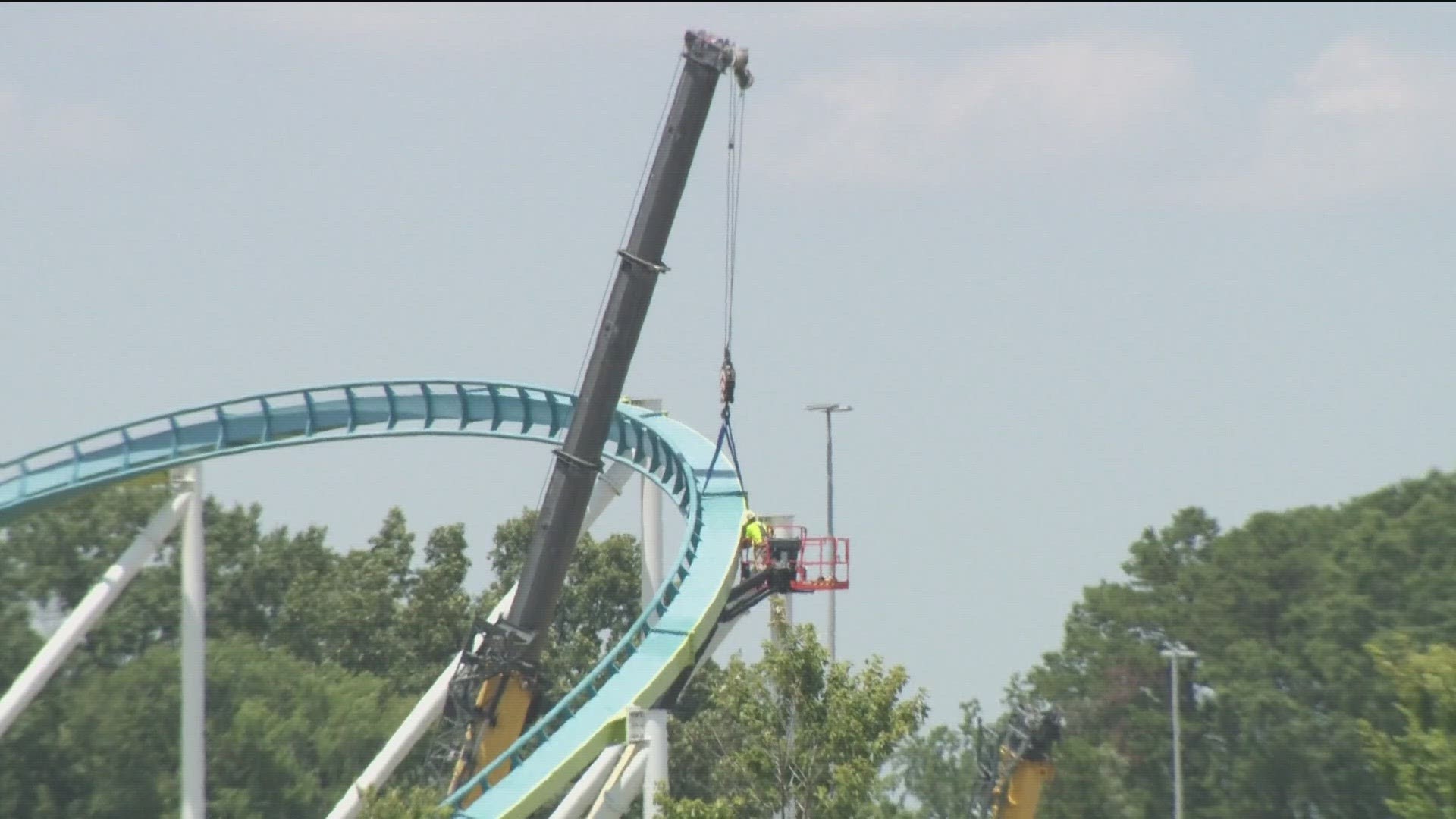 Work began Wednesday at Carowinds as crews replace the cracked support beam on the Fury 325 roller coaster.