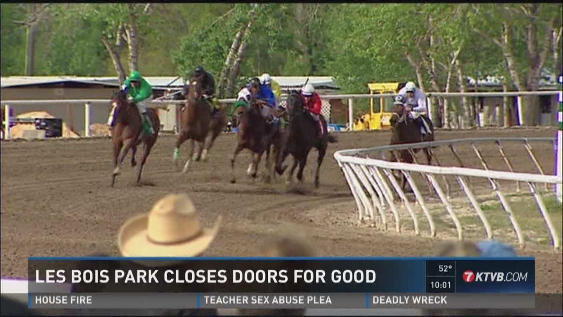 After over 40 years of entertaining fans and creating jobs for horsemen and women, Les Bois Park closed its doors on Sunday.