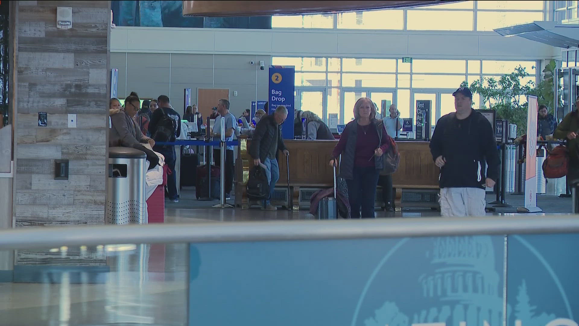 U.S. airlines have started phasing in hundreds of flight cuts at some of the country’s busiest airports starting Friday due to the government shutdown. 