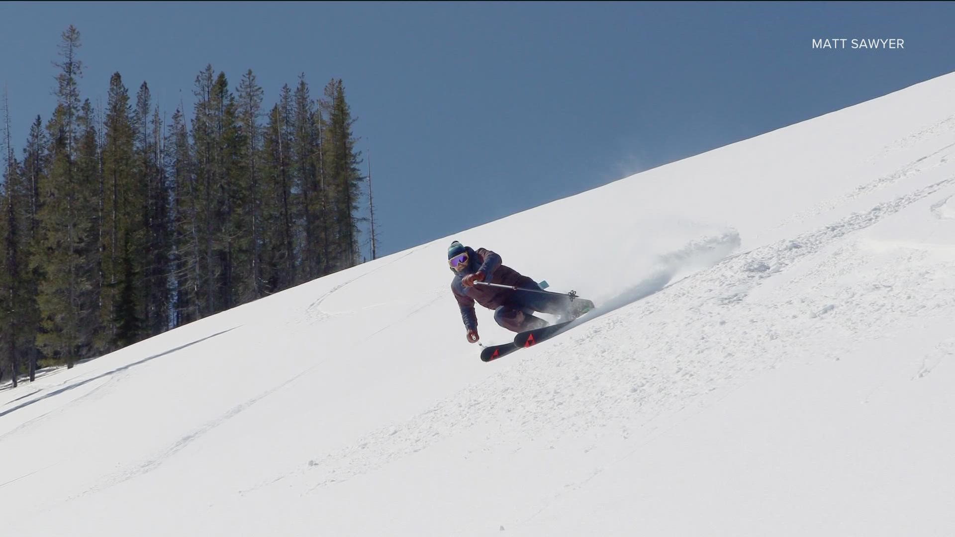 As the winter weather gets into full swing, so are the ski and snowboarding resorts in Idaho.