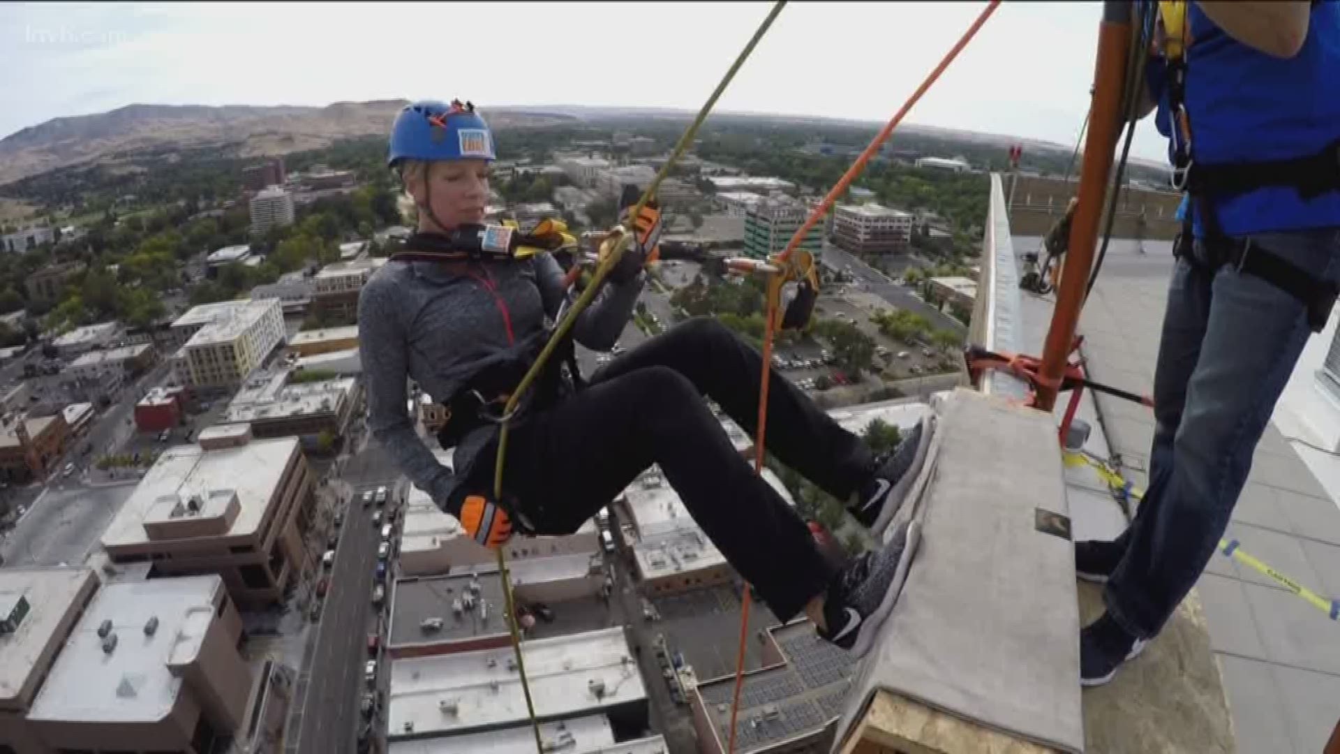 Over the Edge sends rappellers off the US Bank building 