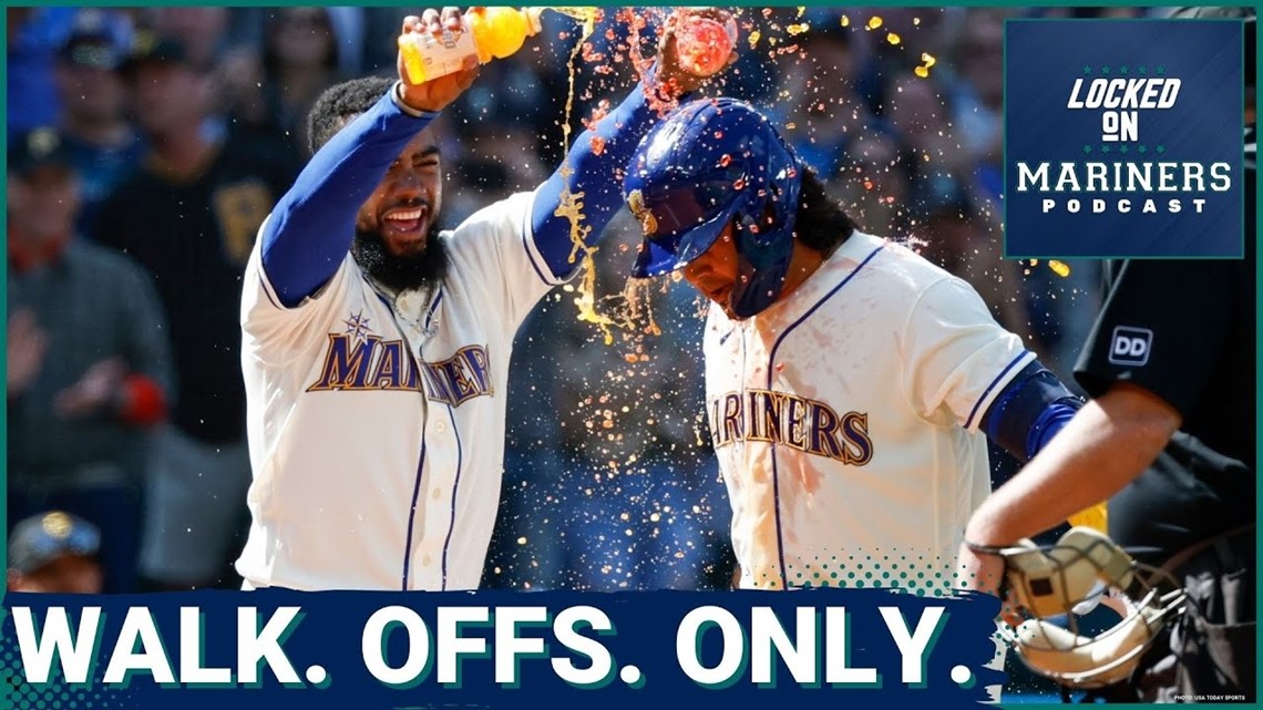 Eugenio Suarez Calls Game as Mariners Walk Off Pirates