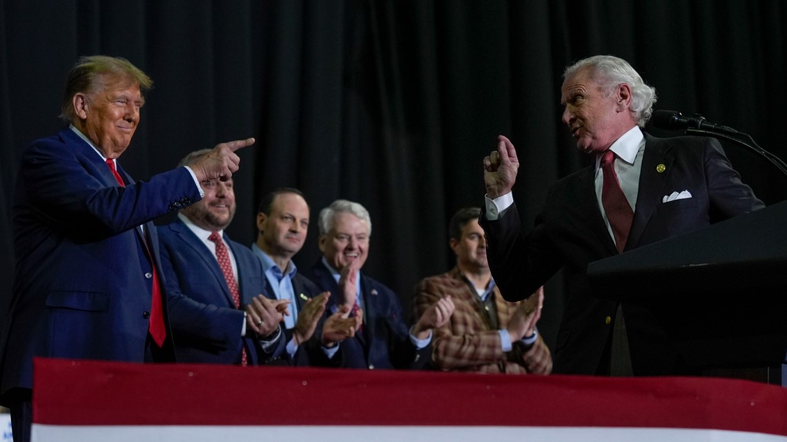 Trump is joined by South Carolina leaders at New Hampshire rally - Vimarsana News