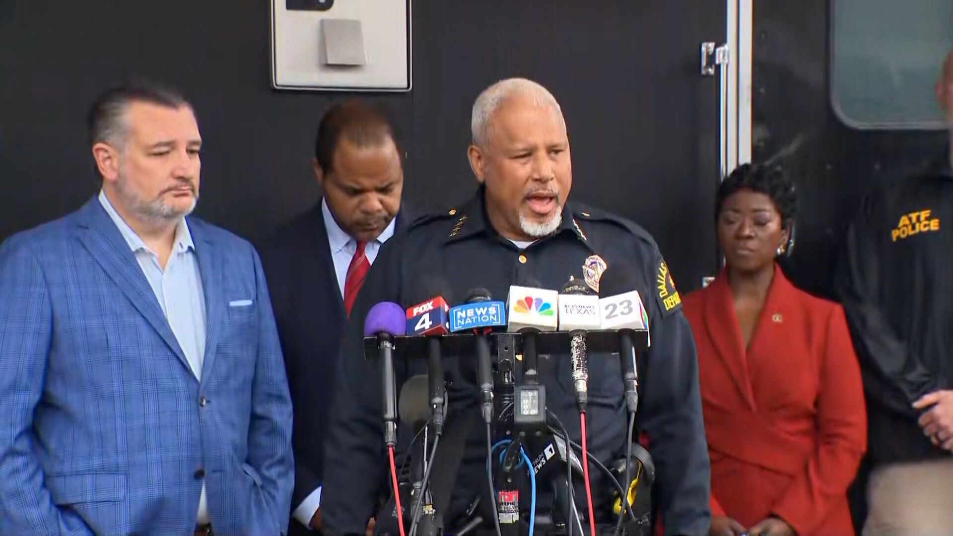 Dallas police officials and Texas Sen. Ted Cruz gave an update on the ICE facility shooting.