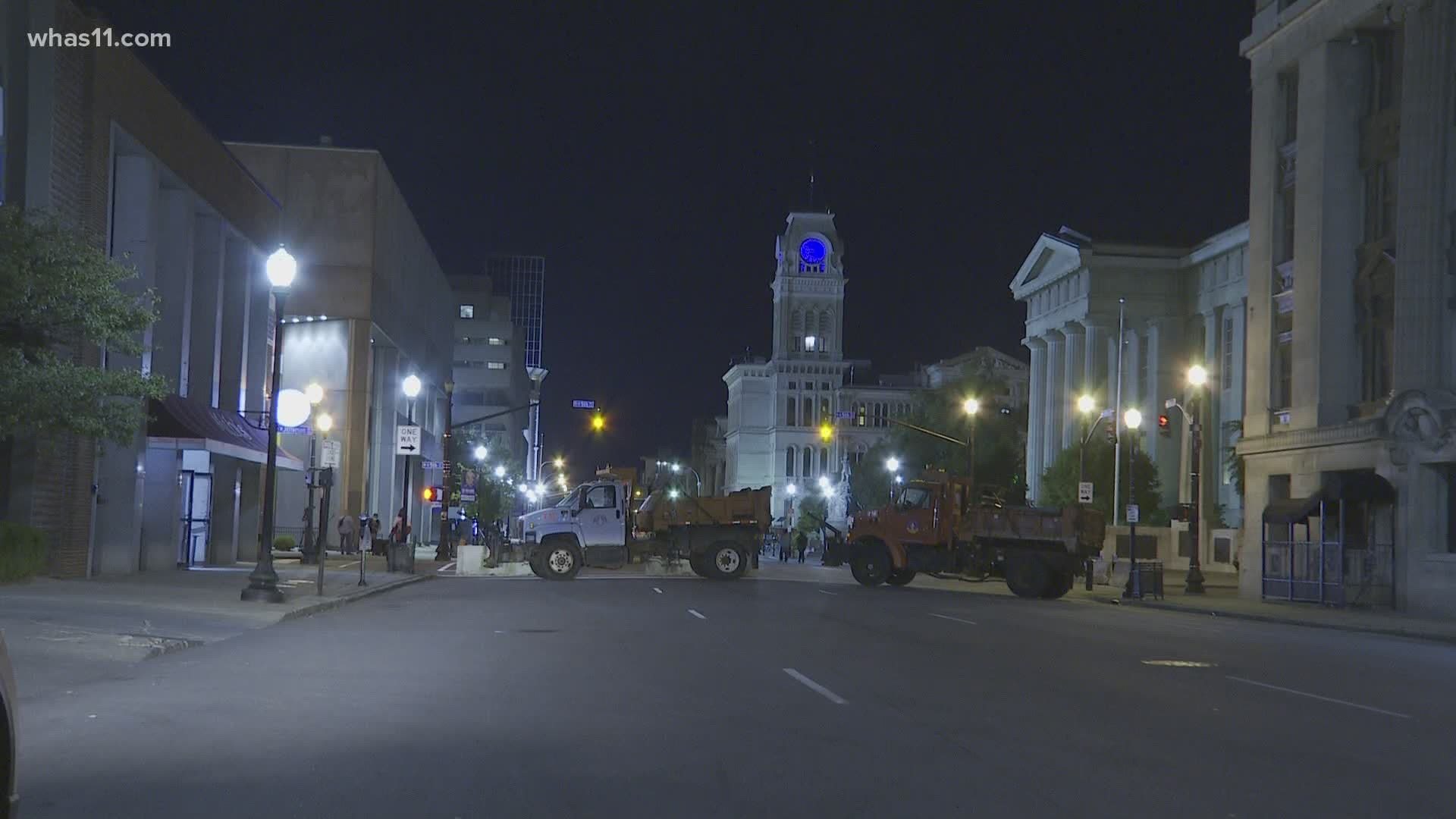 Protesters call out Louisville after barricades, fencing goes up | 0