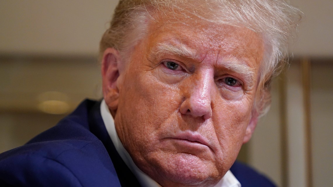Woman arrested for threatening to kill Donald Trump, Barron Trump ...