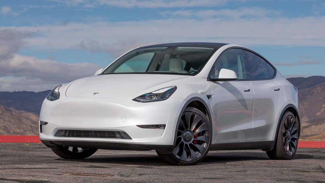 Tesla to open store at Mohegan Sun - Vimarsana News