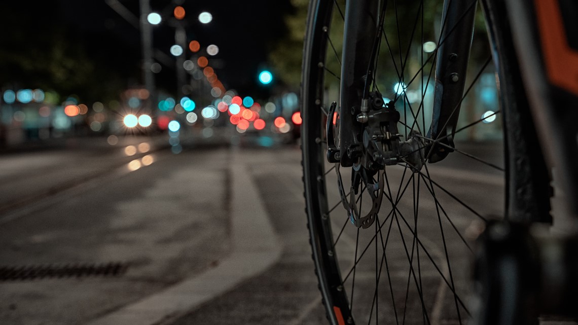 Coroner identifies man who died in bicycle crash - Vimarsana News