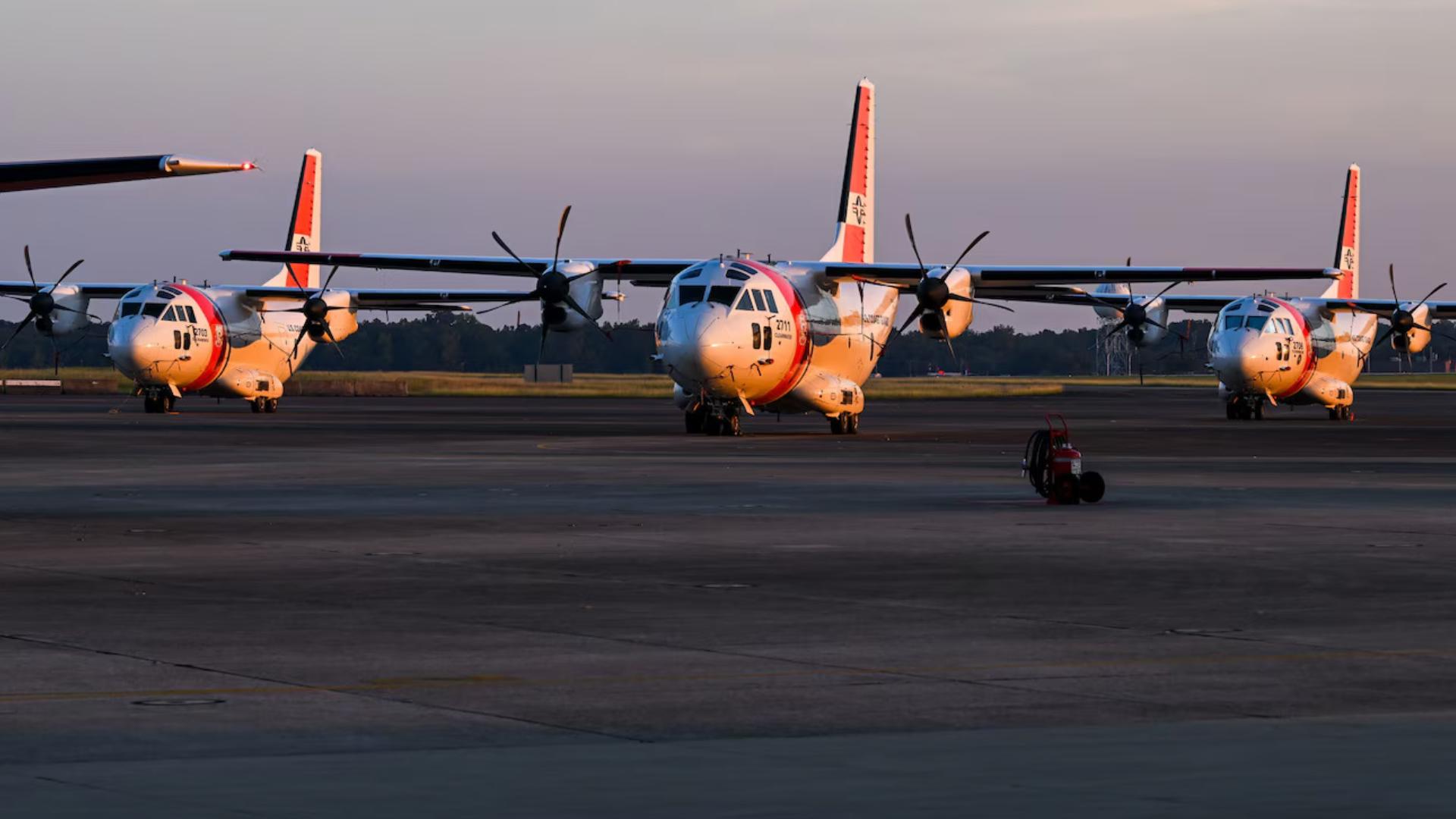 11 rescued from life raft after plane crashes off Florida coast | ktvb.com