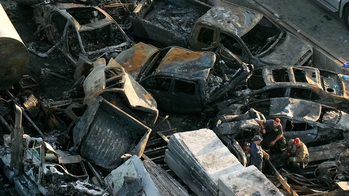 7 dead, 63 injured, 168 cars damaged in foggy crash on I-55 - Vimarsana News